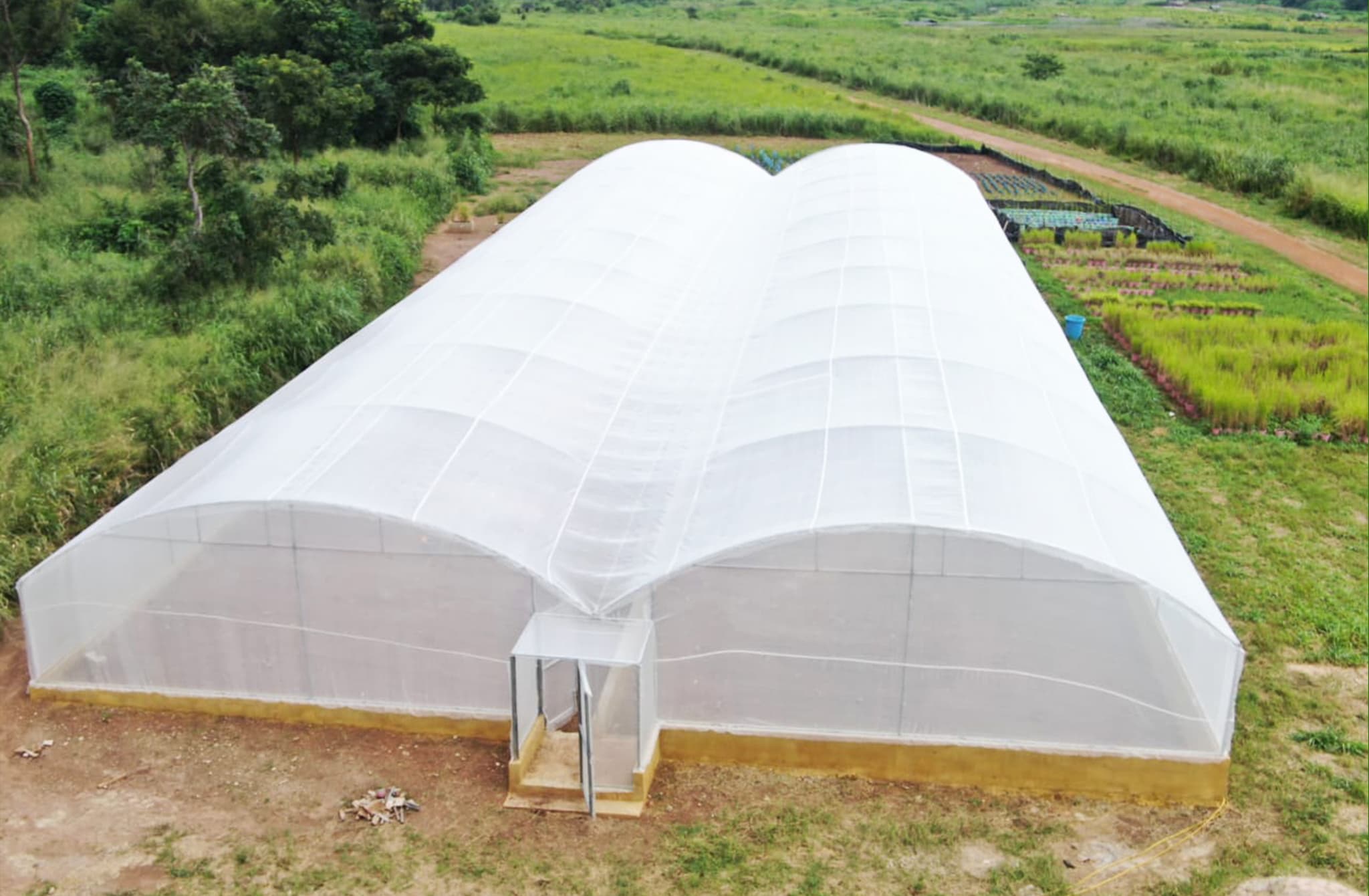 Bouaké — 1,000 m² double-span greenhouse